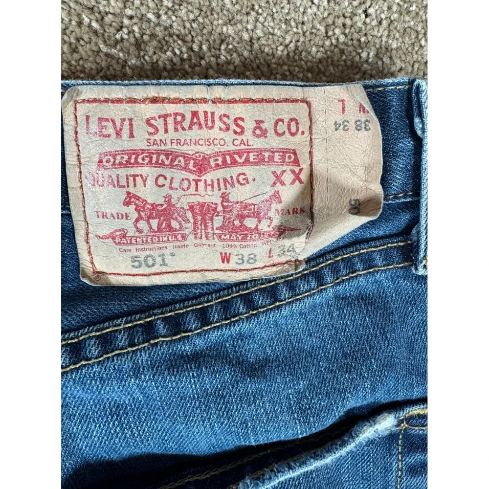 Levi's 501 Button Fly Jeans Mens Blue Denim Straight Leg Size‎ 38x34 Vintage Y2K
